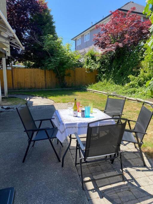 Esquimalt Lagoon Life Apartment Victoria Exterior foto